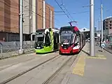 「チジク」用車両(左)と並ぶ「ネフスキー」(右)(2023年撮影)