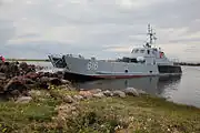 D-1442 「コントル・アドミラル・オレーニン」。2015年のフィンランド湾の島にて。