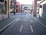 記念碑として残されている路面電車の廃線跡（2012年撮影）