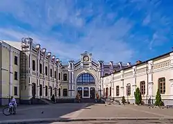 コジャーティン駅