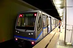81-740.4K/741.4K形2011年以降導入されている連接式車両。2024年現在は9編成が使用されている。