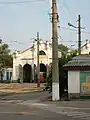 車庫と事業用車両(2008年撮影)