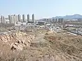 「殉節三烈士碑」があった金州・北山から金州バスターミナルを望む
