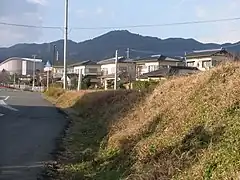 基山を望む（とうれぎ土塁より）
