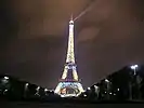 夜のエッフェル塔