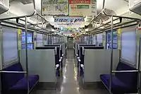 クハ411-117(更新工事未施工車)客室内JR九州所属車