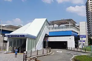 コスモスクエア駅