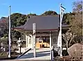 観音堂（白く塗装後）