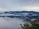 三笠山から赤久縄山・御荷鉾山を望む(左奥は榛名山)