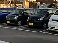 2013年6月販売型(左)2015年10月改良型(右)