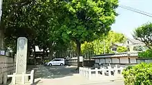 世田谷勝光院入口