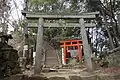 両崖山の鳥居