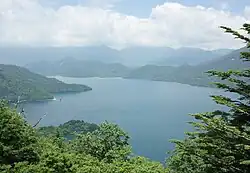 半月山から見た上野島