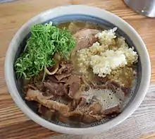 中華そば田村・中華そば 牛肉+チャーシュー入り にんにく