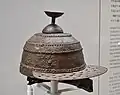 亀山1号墳 眉庇付冑兵庫県加西市。東京国立博物館展示。