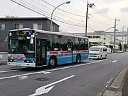 三菱ふそうエアロスター（Y5124/営業所前にて）
