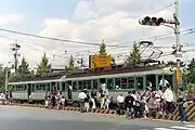 停車中の京阪80形（1997年、蹴上交差点から）