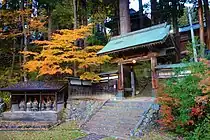 健命寺の山門