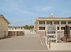 福岡市西区の福岡市立元岡小学校