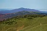 八幡平からの森吉山