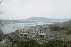 田島と横島の間の防地瀬戸。広島県東部(T)。指定海域。