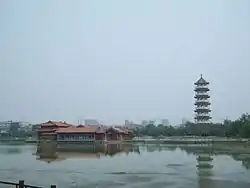 鳳鳴園
