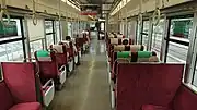 2次車（クモハ125-11）の車内