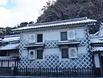 辻本店の鏝絵