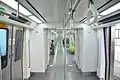 14号線にて走行する地下鉄車両の内部。