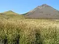 南より晩秋の由布岳