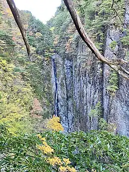 62. 双門の滝