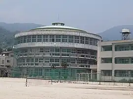 呉市立片山中学校（解体済み）
