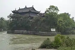 都江堰・宝瓶口と離堆