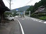 三重県道31号大台宮川線との交差点。大台町天ケ瀬付近（2010年8月）