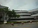 背面