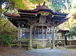 城峯神社