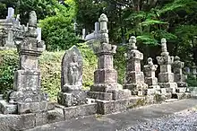 長源院、今井家先祖代々の宝篋印塔（2013年8月20日撮影）