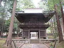 大泉寺山門（最寄小田急多摩線唐木田駅）