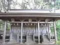 （左から）大杉神社、水神社、八幡宮