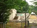 奈佐小学校のプール