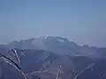 妙法ヶ岳からの両神山(右奥に浅間山)