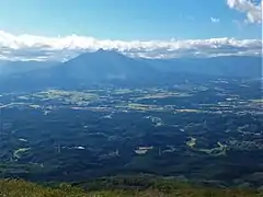 姫神山からの岩手山