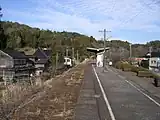 ホーム 左が2番のりば･下り　右が1番のりば･上り（2007年1月）