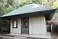 山ノ上碑の覆屋