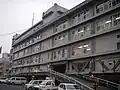 山梨県庁舎北別館（2009年撮影、改装前の状態）