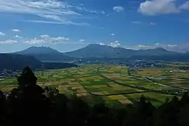 山田パーキングからの阿蘇山（根子岳・髙岳・杵島岳）
