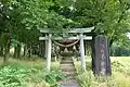 山麓の粟巢野神社
