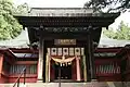 中門