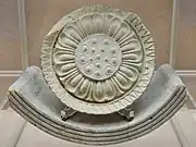 軒丸瓦・軒平瓦奈良文化財研究所藤原宮跡資料館展示。
