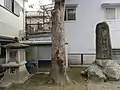 平盛俊塚（神戸市長田区名倉町2‐2明泉寺から苅藻川沿いに下る）